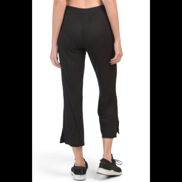 Betsey Johnson wide leg performance - Picture 3 of 3